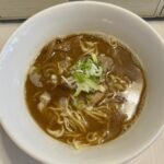 ビレッジベーカリーとコーヒー　バイ　キャンプ　オア　のコラボ